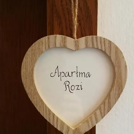 Apartman Apartma Rozi *